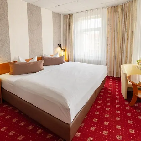מלון Berlin 3*